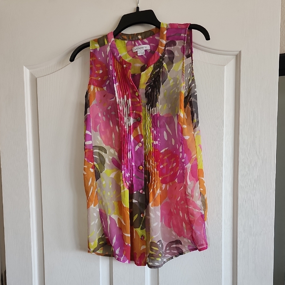 Colorful Sleeveless Blouse